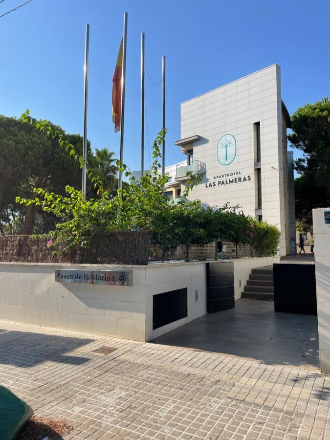 Aparthotel Las Palmeras カステルデフェルス エクステリア 写真